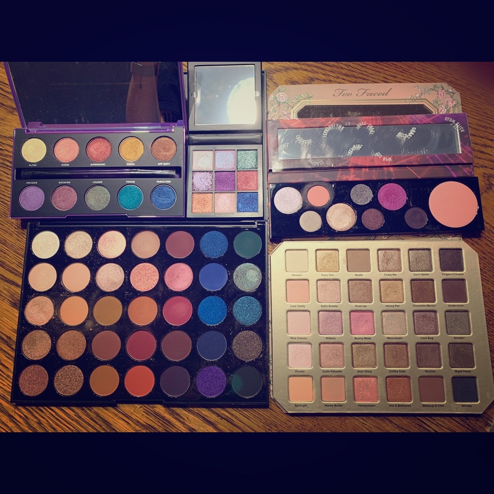 Eyeshadow makeup lot